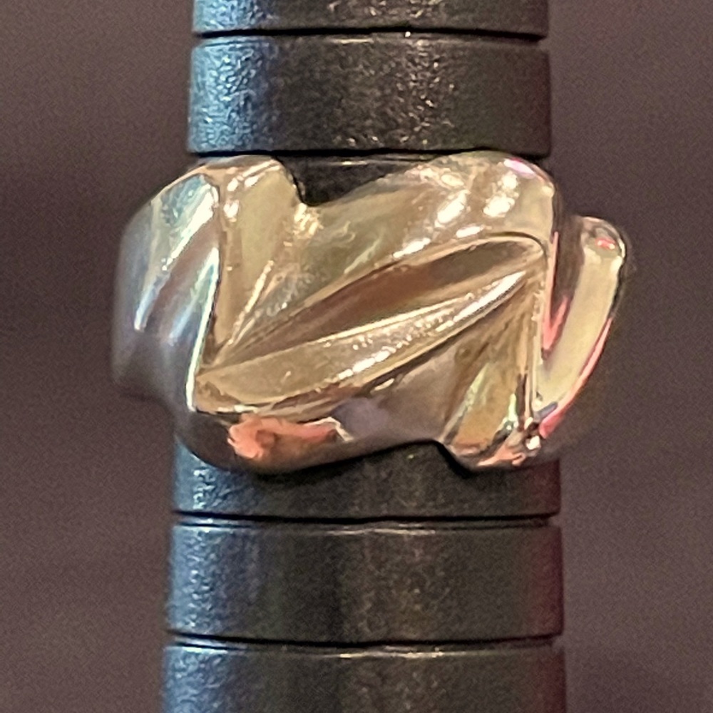Vintage silver ring